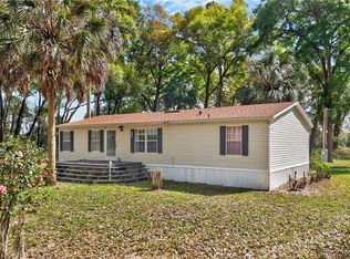 16820 SE 165th Ave, Weirsdale, FL 32195