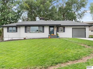 3432 N 206th St, Elkhorn, NE 68022