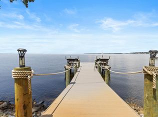 923 Lido Cir, Niceville, FL 32578
