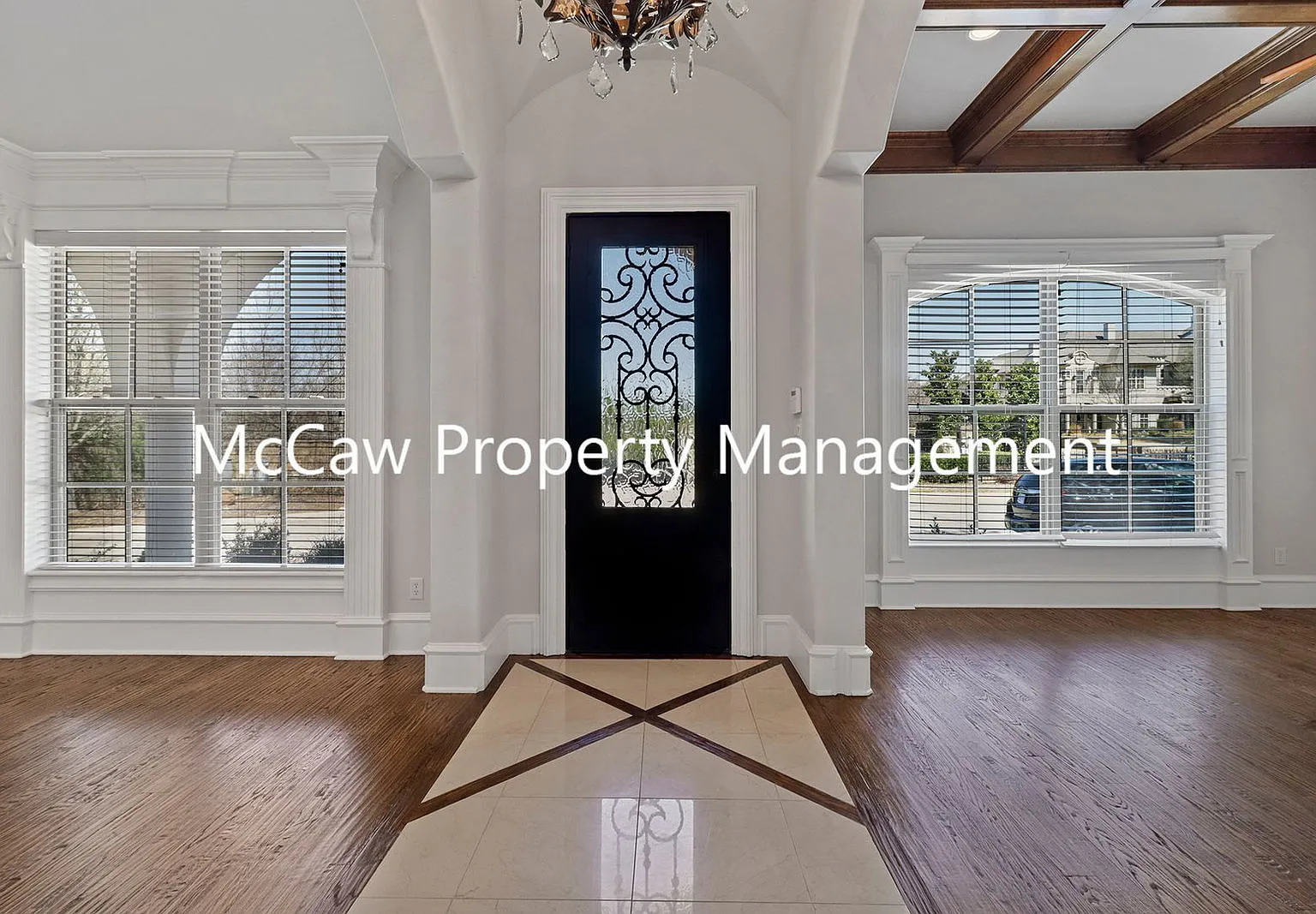 3 bed, 4.0 bath, 2042 sqft, $5,000 — Photo 3