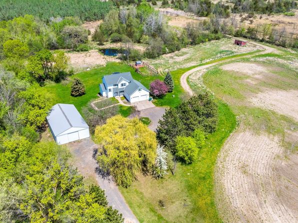 13774 Furuby Rd, Center City, MN 55012