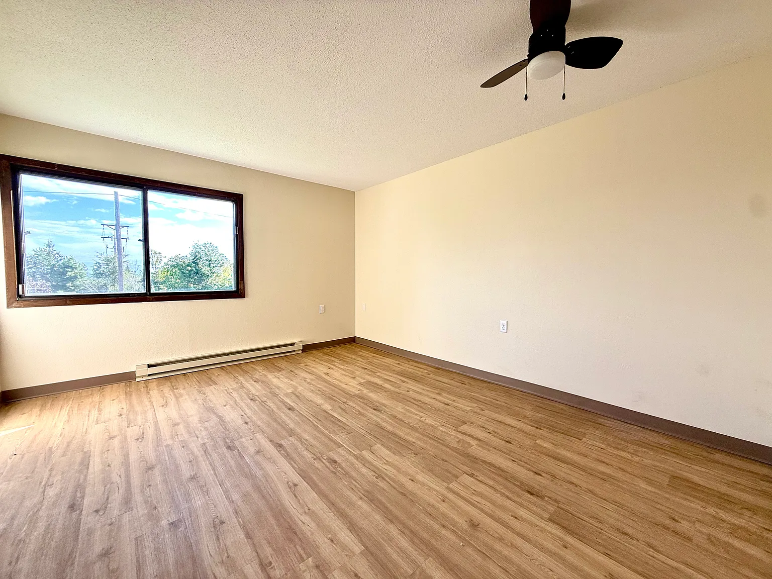 1 bed, 540 sqft, $1,155 — Photo 2