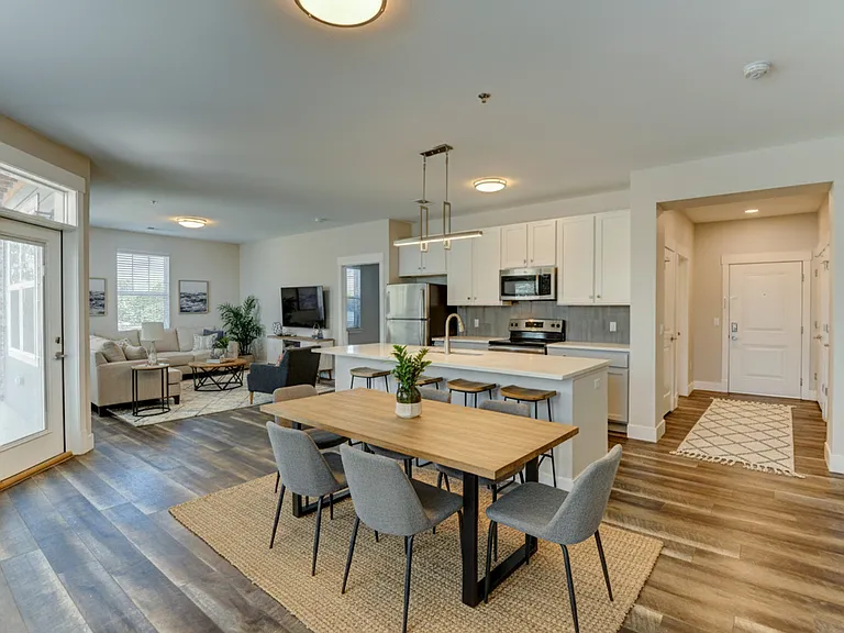 Christine Place Apartments — Photo 40