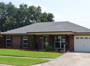 616 Gaynell Dr, Houma, LA 70364