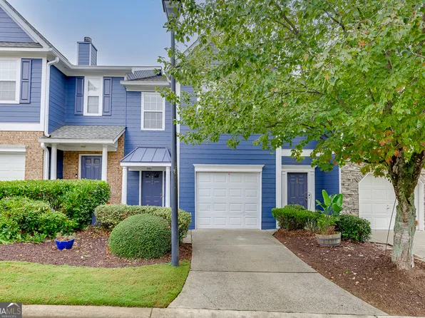 6579 Above Tide Pl, Flowery Branch, GA 30542