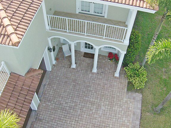 5th image of 516 Flamingo Dr