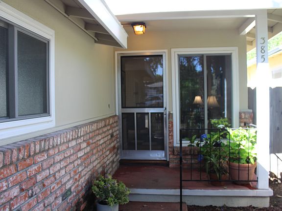 3rd image of 385 Belmont Ave