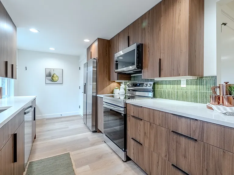 515 NE 123rd St — Photo 53