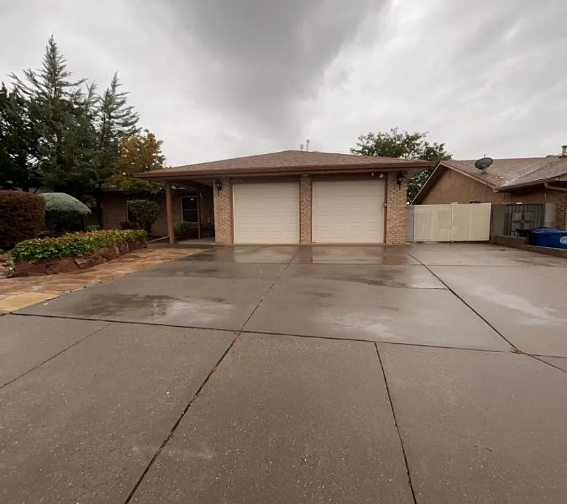 8908 Democracy Rd NE