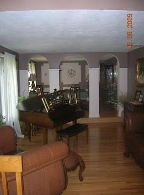 2nd image of 49 Countryside Dr