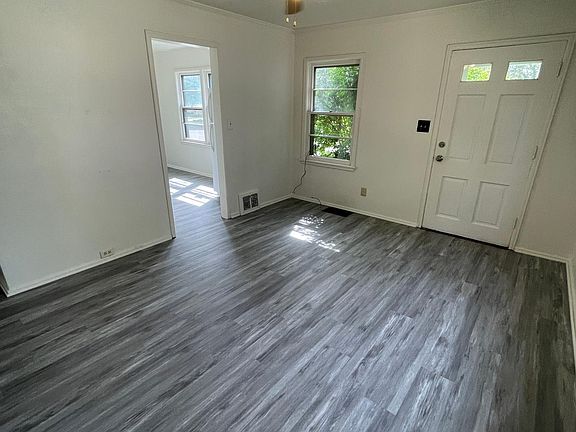 4th image of 4928 N Glen Elm Dr