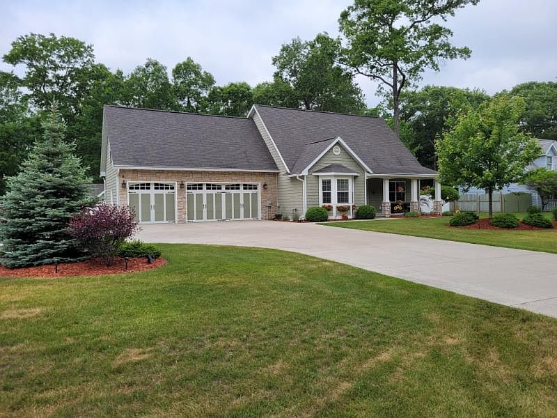 7229 W Cedar Lake Rd, Oscoda, MI 48750 Zillow