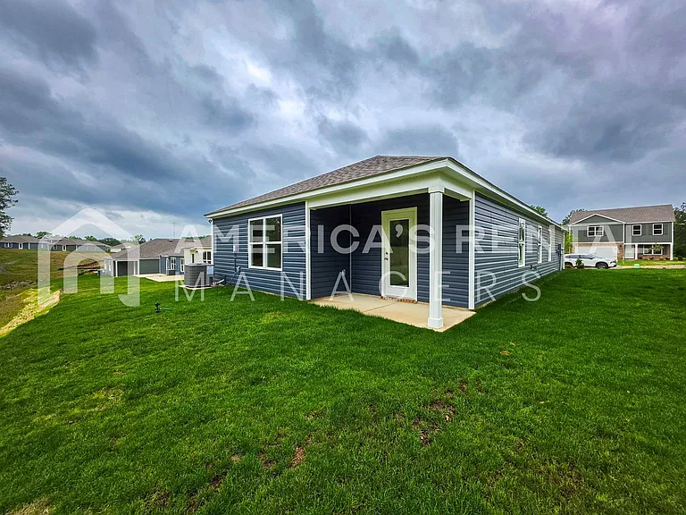 4325 Henry Rd — Photo 42