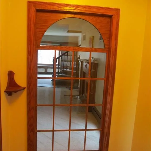 Entry Air-lock window