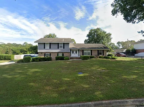 2104 Granada Dr Photo 1