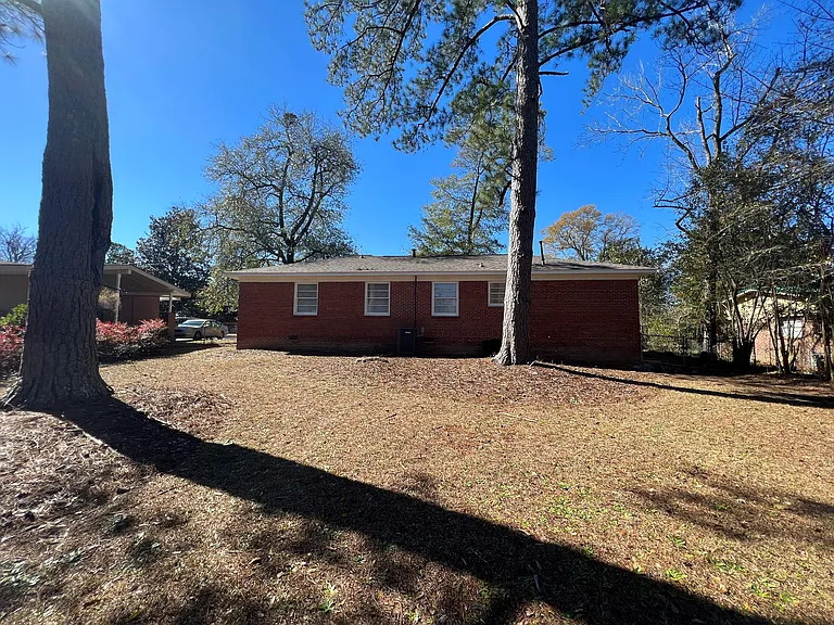 800 Goodson Dr — Photo 14