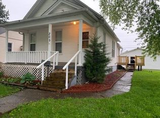 205 Adams Pl, Clinton, IA 52732