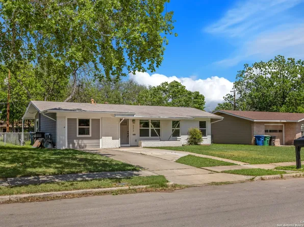 323 Shropshire Dr, San Antonio, TX 78217