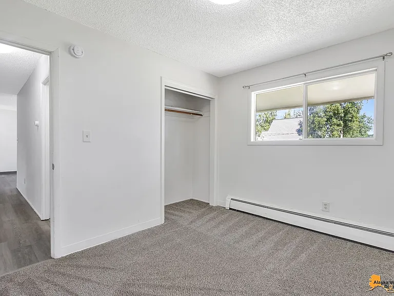 1121 Latouche St — Photo 18