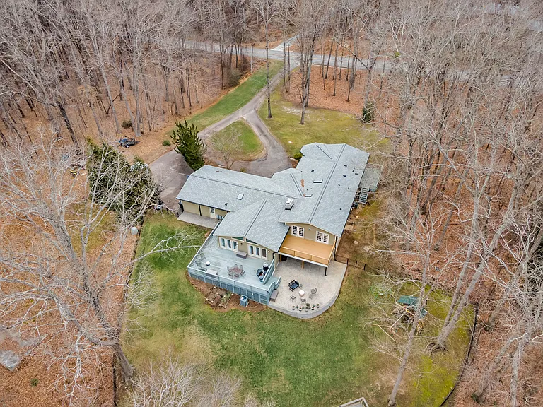 1126 Trailwood Dr — Photo 97