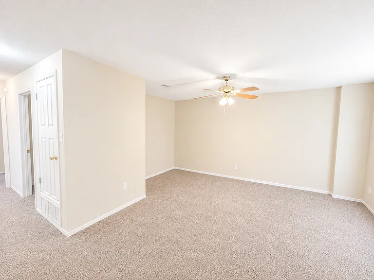 5406 Boot Scootin Ct — Photo 13
