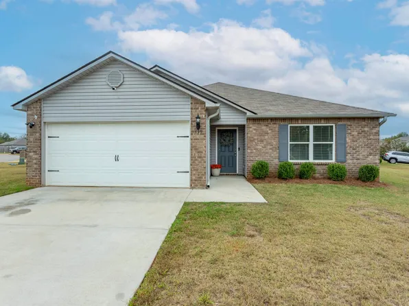 199 Cambridge Park Dr, Montevallo, AL 35115