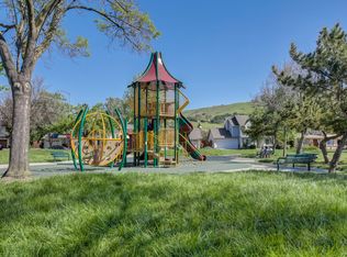 352 Fieldstone Dr, Fremont, CA