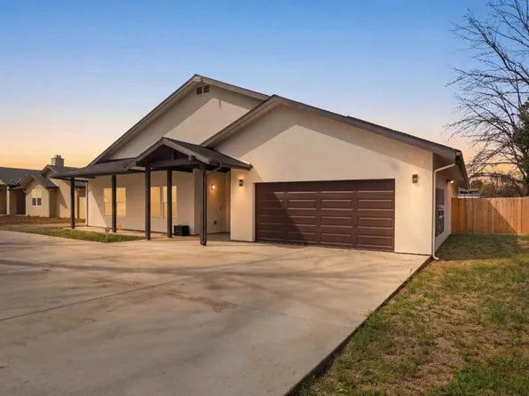 9391 Los Coches Rd, Lakeside, CA 92040