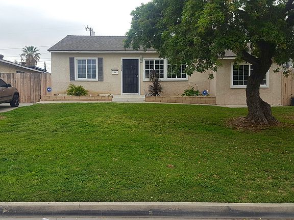 5th image of 11302 Inez St