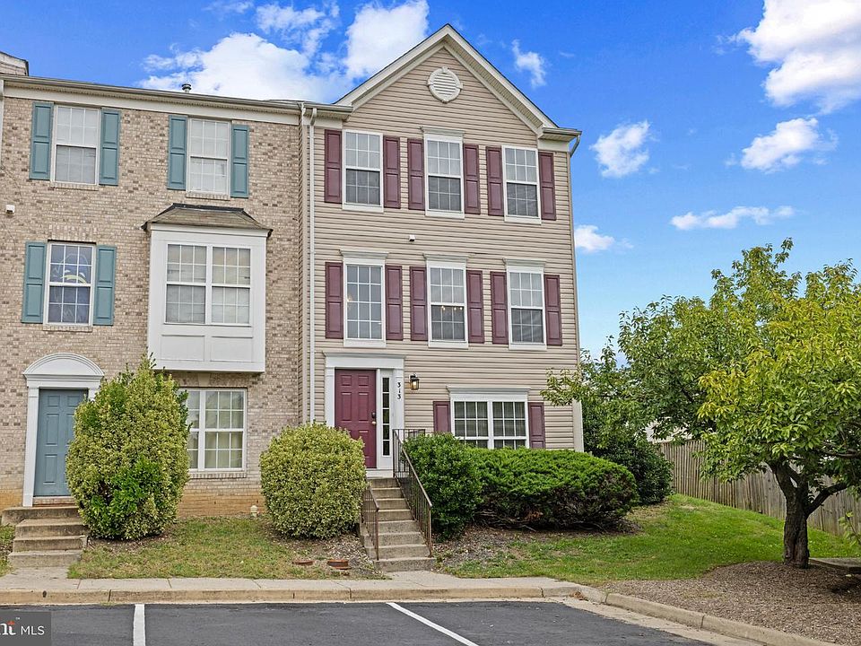 1st image of 313 Pendleton Ln