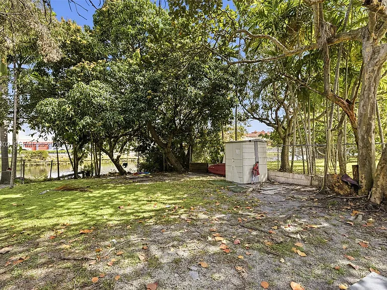 13 S Royal Poinciana Blvd #24 — Photo 19