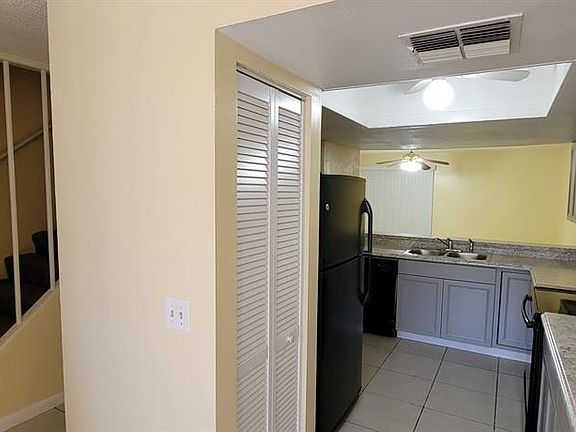 2nd image of 1858 Foxhall Cir #1405