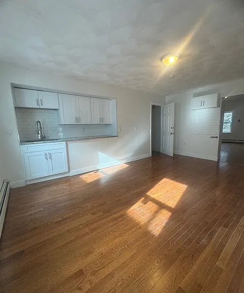416-418 Admiral St #3 — Photo 1