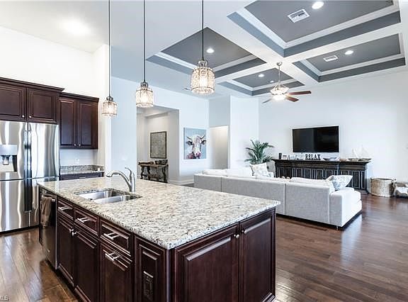 New light fixtures and refrigerator