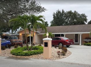 6181 43rd Ave N, Kenneth City, FL 33709