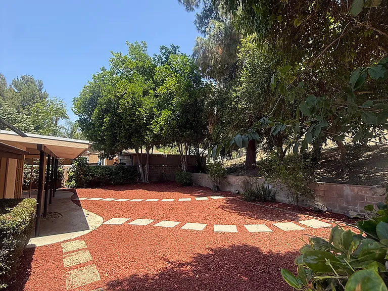 5904 Laramie Ave — Photo 14