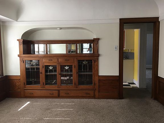 2nd image of 1547 N 57th St