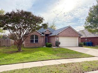 224 Benton Dr, Roanoke, TX 76262