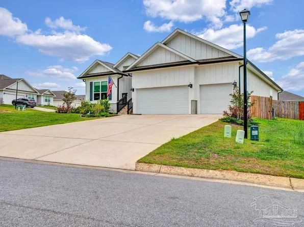 3962 Whitetail Ln, Pensacola, FL 32526