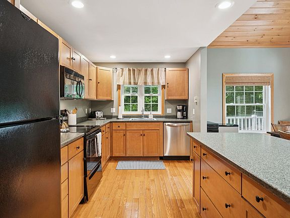 5th image of 354 Cherry Valley Road
