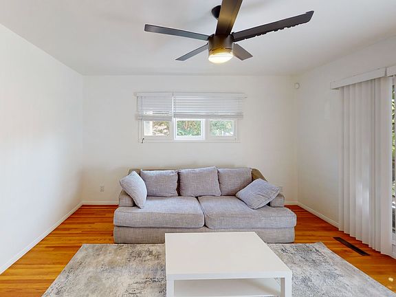 4th image of 4955 63rd St