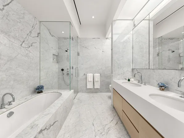 432 Park Avenue image 13 of 14