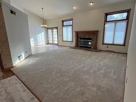 4th image of 9215 West County Line ROAD