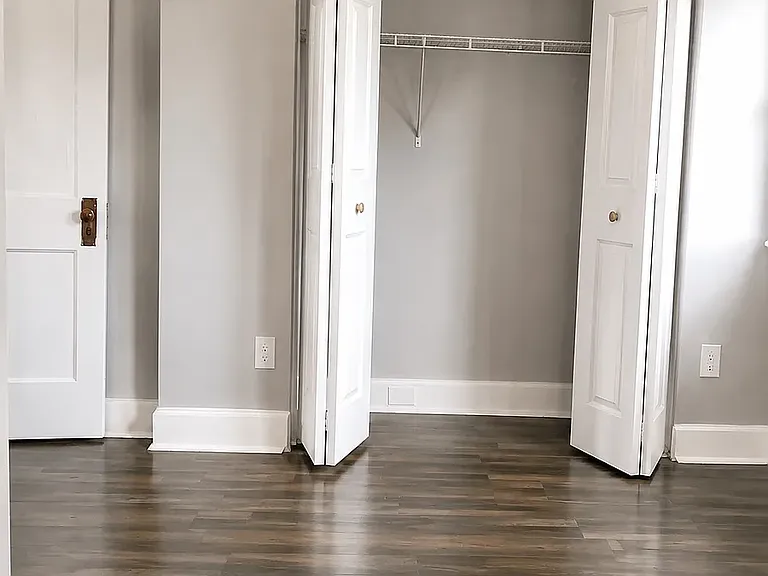 4843 Cane Run Rd — Photo 10