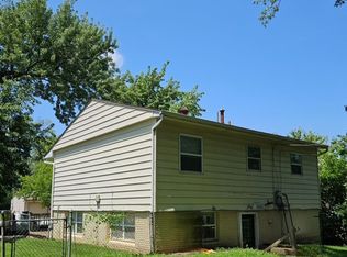 1711 N Viking Dr, Independence, MO 64058