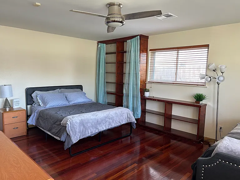 2129 Carol Sue Ave — Photo 14