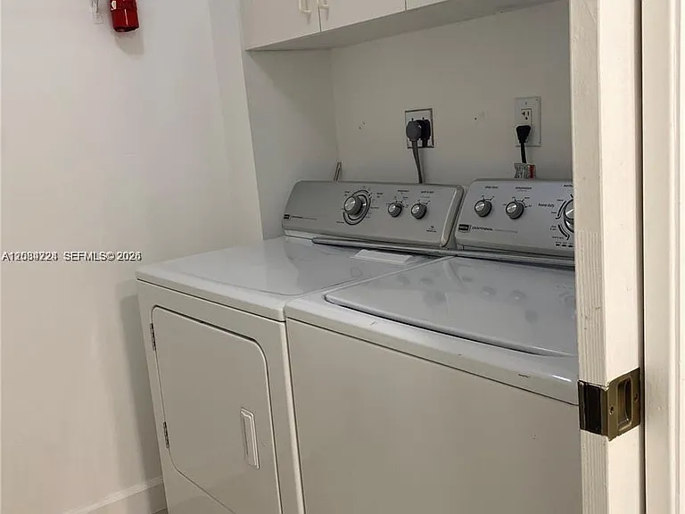 9805 NW 52nd St #207 — Photo 10