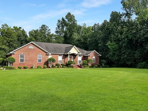 204 Riverview Dr, Bainbridge, GA 39817
