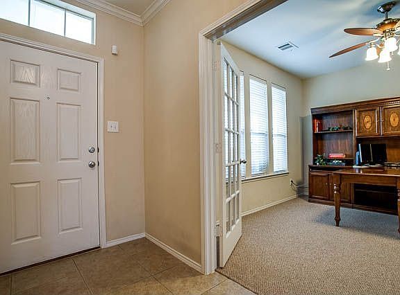 3rd image of 2608 Meadowview Ct