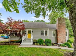 5741 Hadley St, Merriam, KS 66202